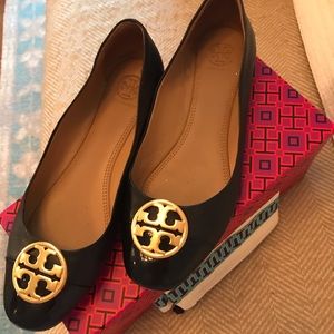 Brand new Tory Burch Navy Blue Flats